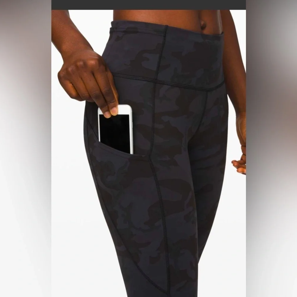 Lululemon | Fast and Free Crop II 19